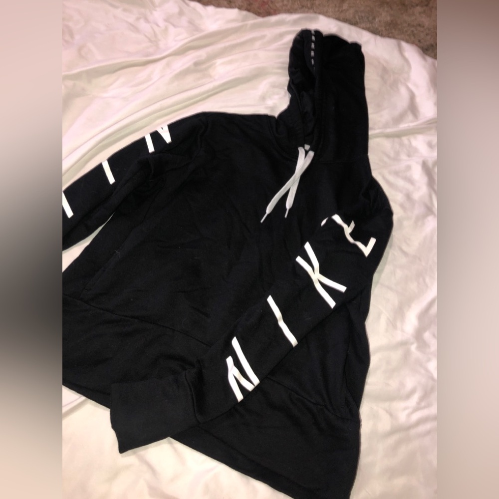 Black nike hoodie